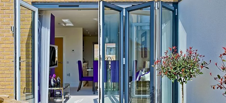 Commercial Door Glass Repair in Ormond Beach, FL