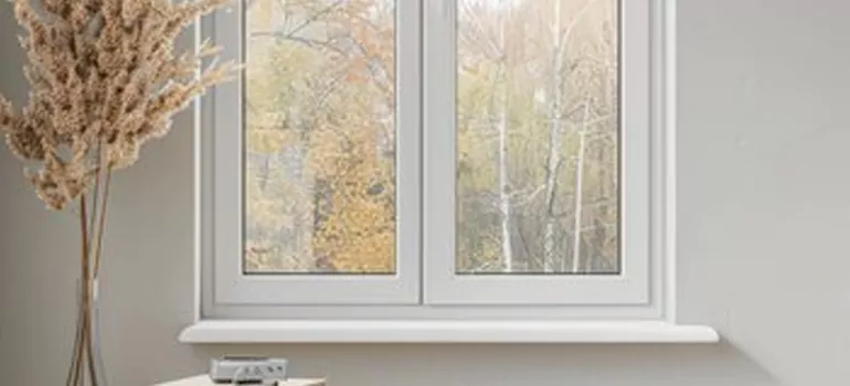 Vinyl Window Stool in Ormond Beach, FL